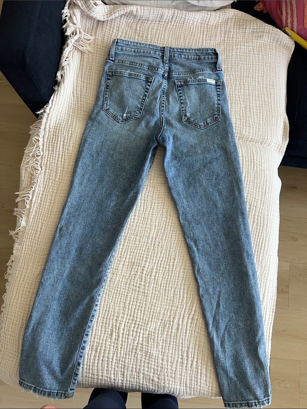Joe's Jeans Light Blue High-Rise Denim Jeans - Picture 4 of 13